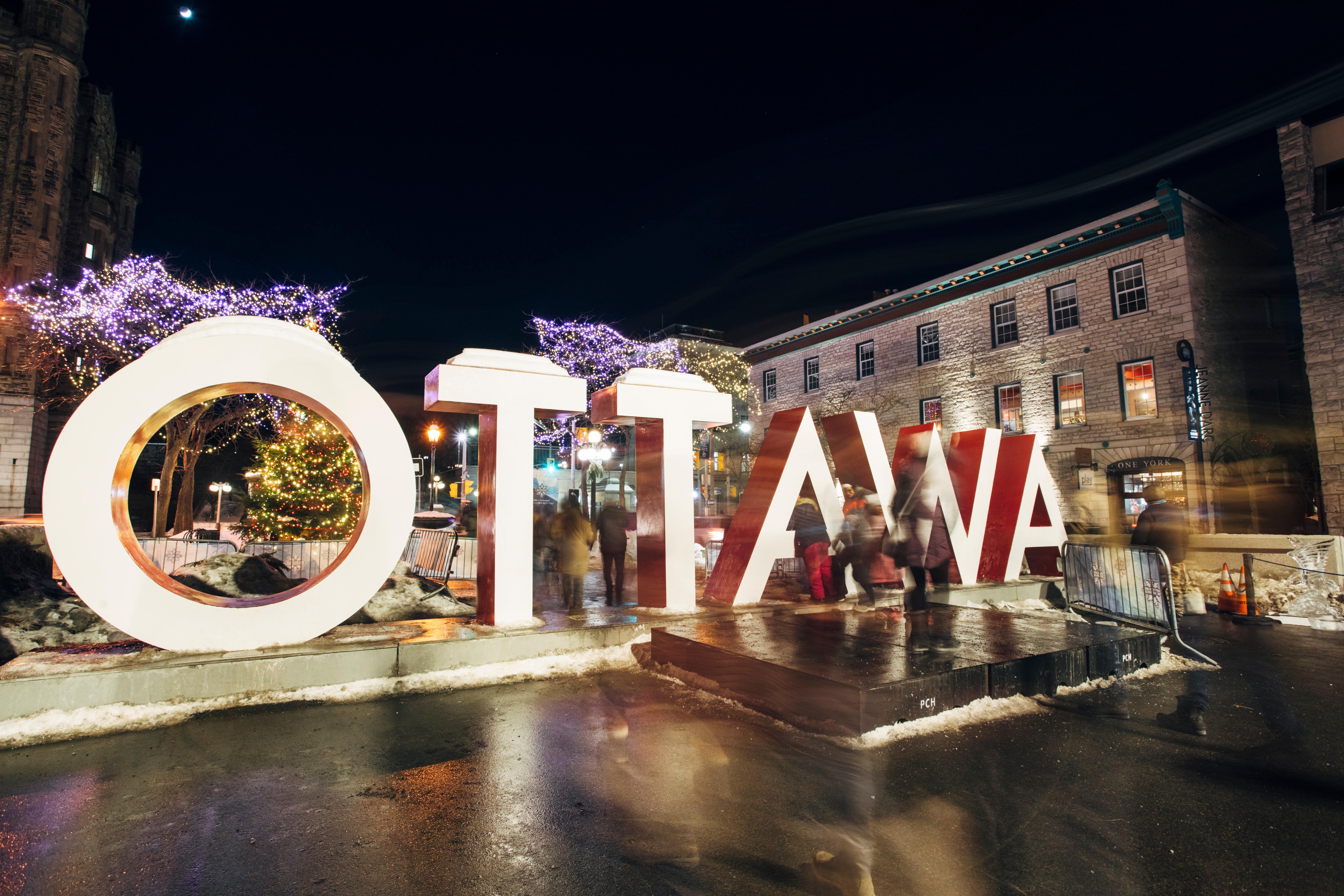 Holiday Inn & Suites Ottawa Kanata By Ihg Zewnętrze zdjęcie