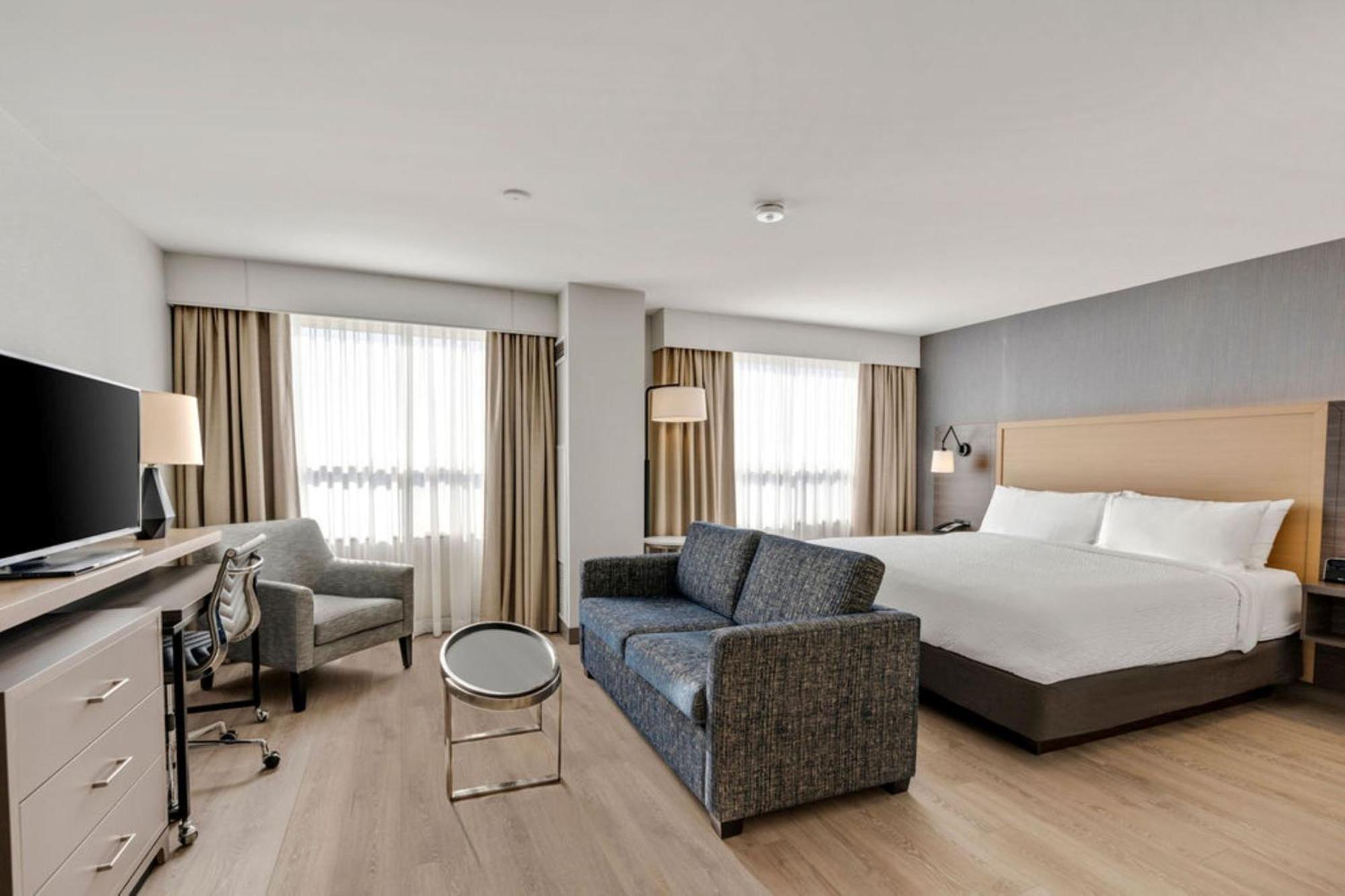 Holiday Inn & Suites Ottawa Kanata By Ihg Zewnętrze zdjęcie