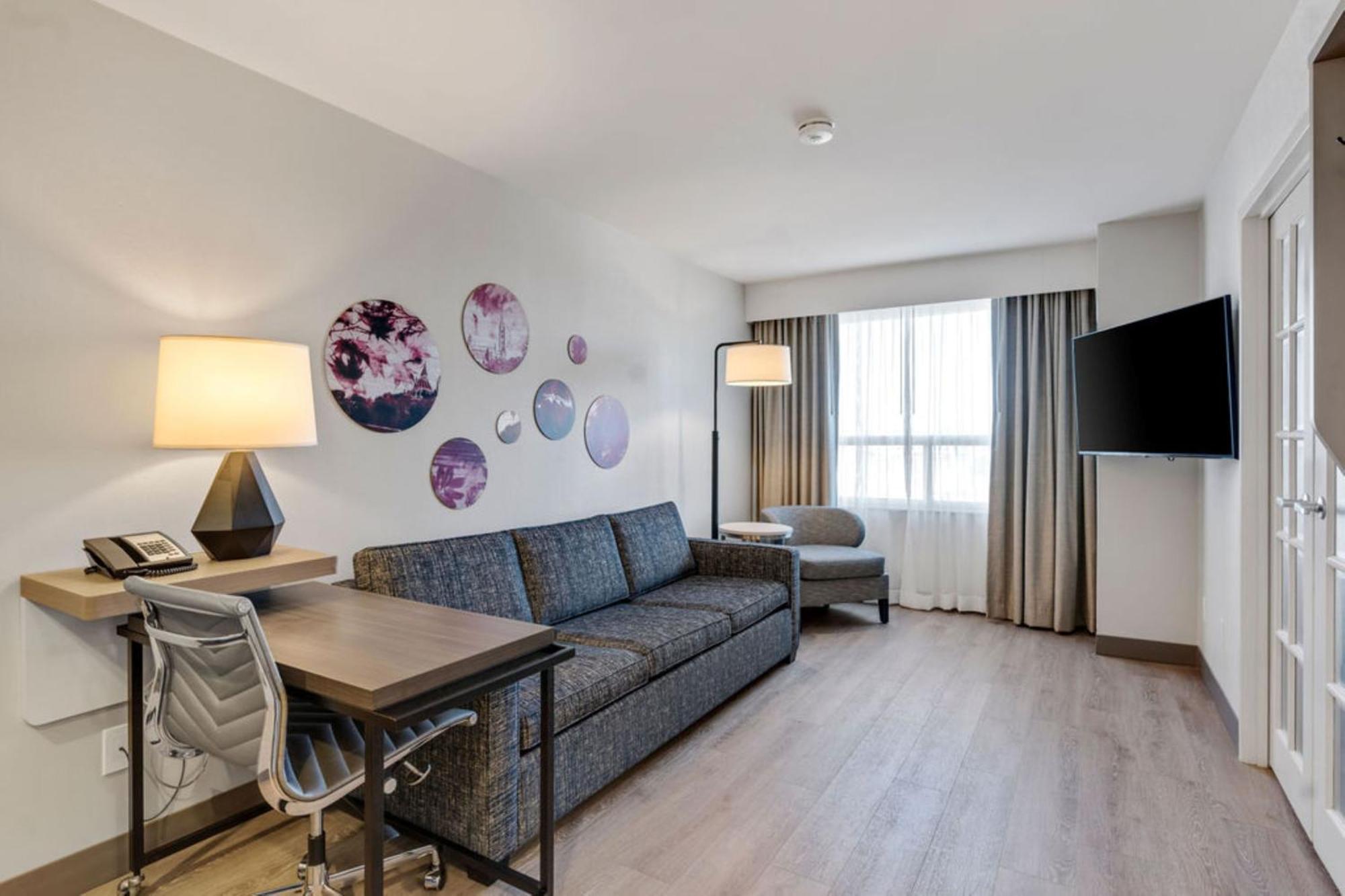 Holiday Inn & Suites Ottawa Kanata By Ihg Zewnętrze zdjęcie
